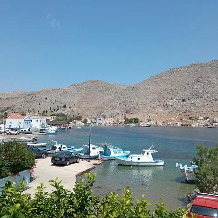 Pedi Breeze Symi