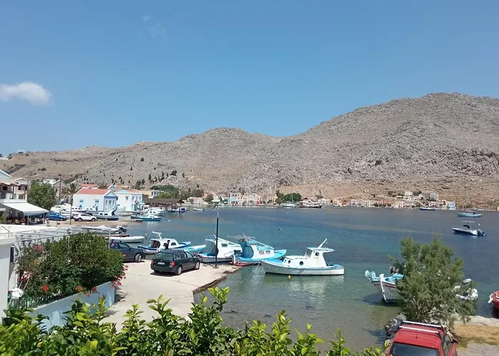 Pedi Breeze Symi