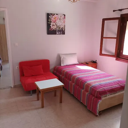 Pedi Breeze Apartment *